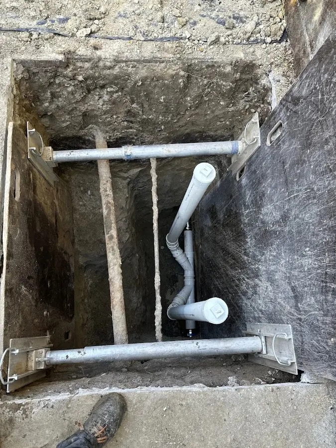 Experienced plumber completing Drain Cleaning work in Ypsilanti